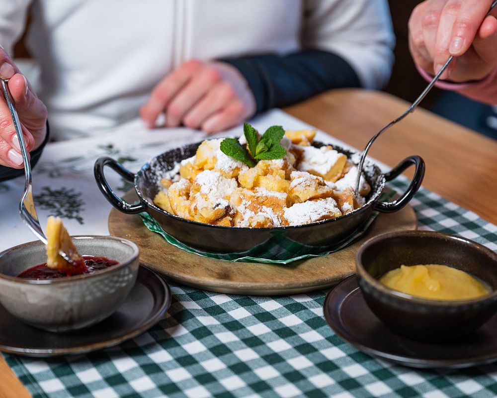 2023_Winter_Skifahren_Winter_Kulinarik_Kinder_Skifahren_Miriam_Lottes_(c)HochkoenigTourismusGmbH_web (55)